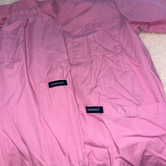 SCRUBS SET OF 4!! - Picture 9 of 14